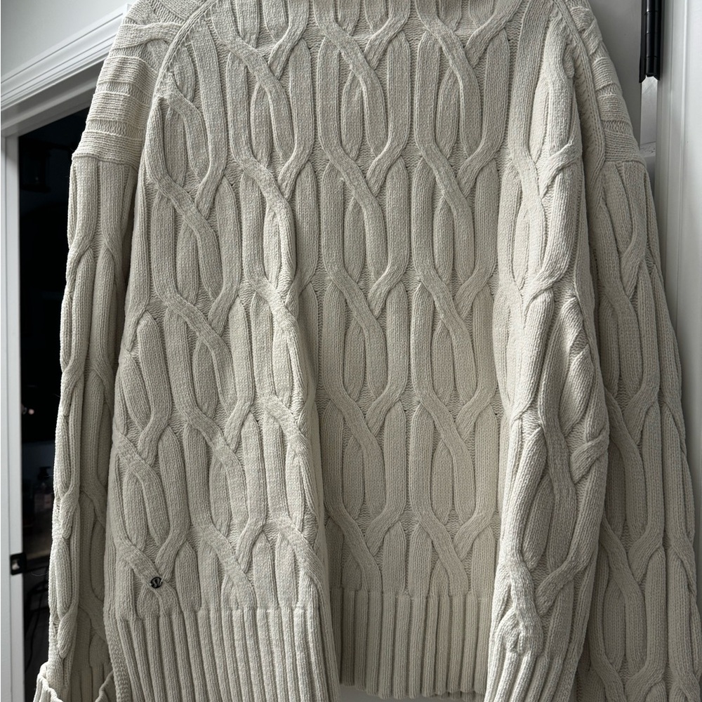 lululemon athletica Women's Crewneck Sweater - Cream